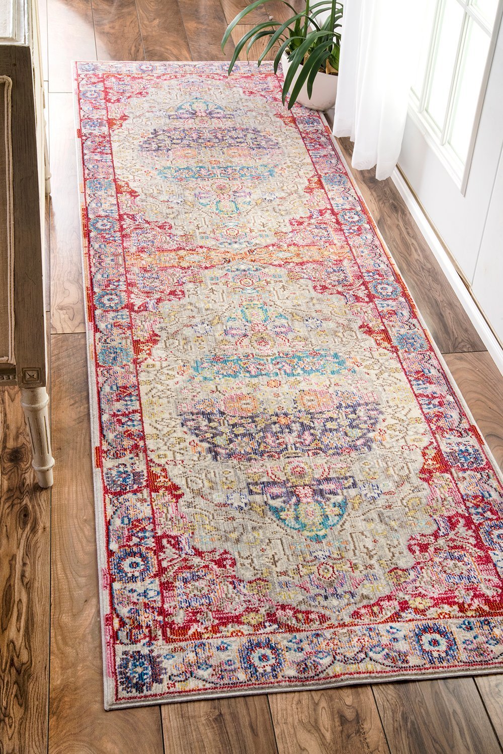 Nuloom Rugs - Fancy Medallion Renato - Red