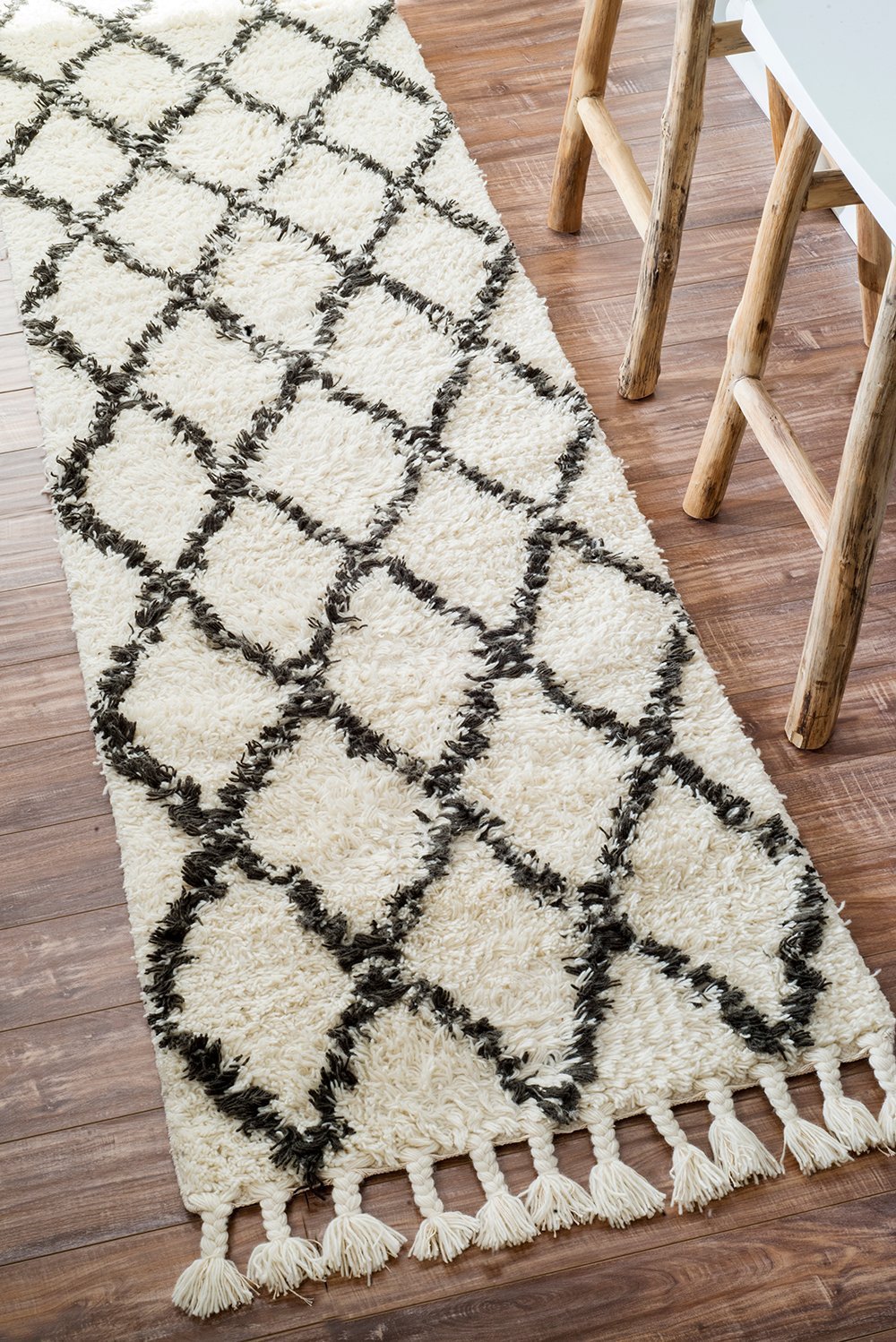 Nuloom Rugs - Hand Knotted Fez Shag - Natural