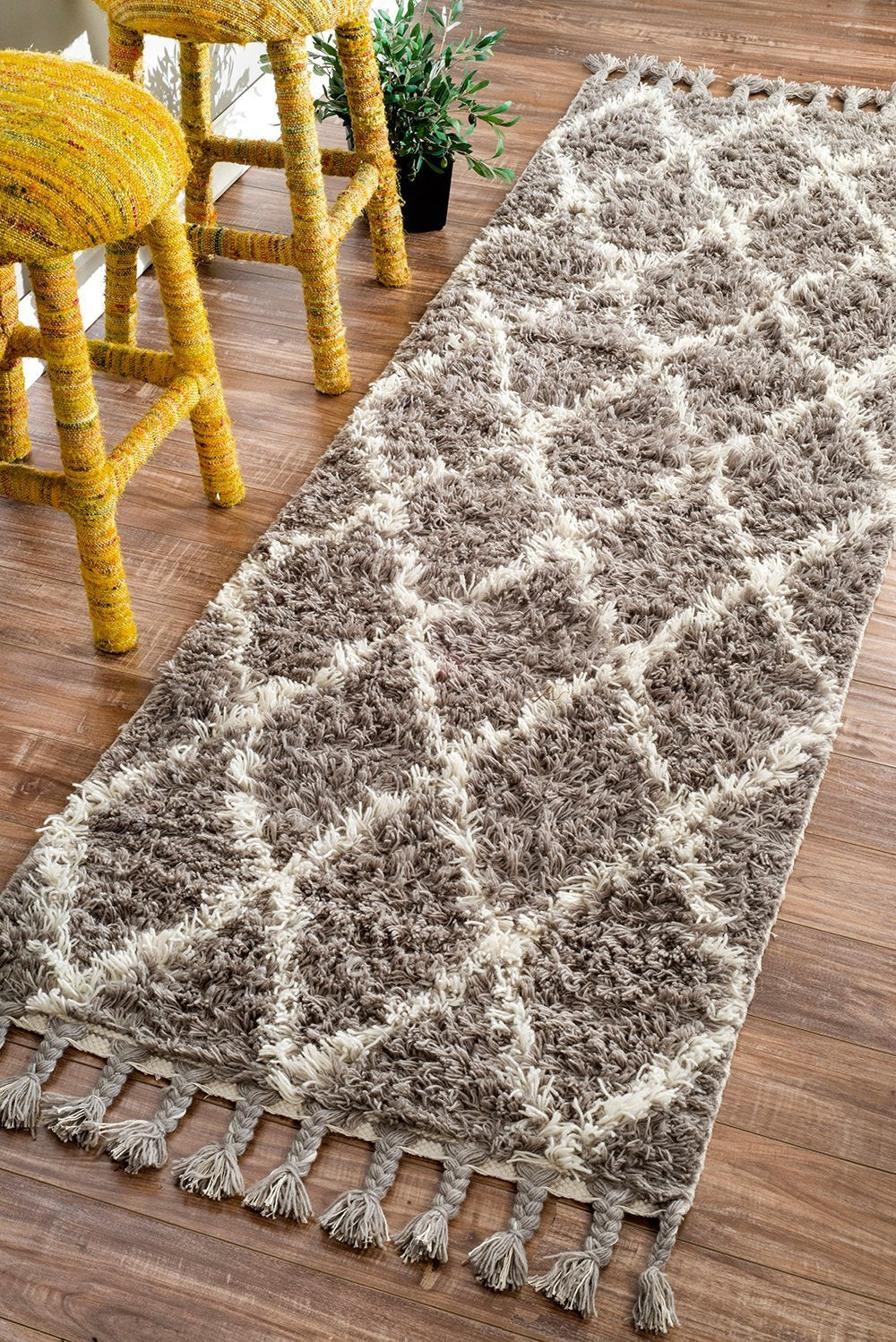 Nuloom Rugs - Hand Knotted Fez Shag - Grey