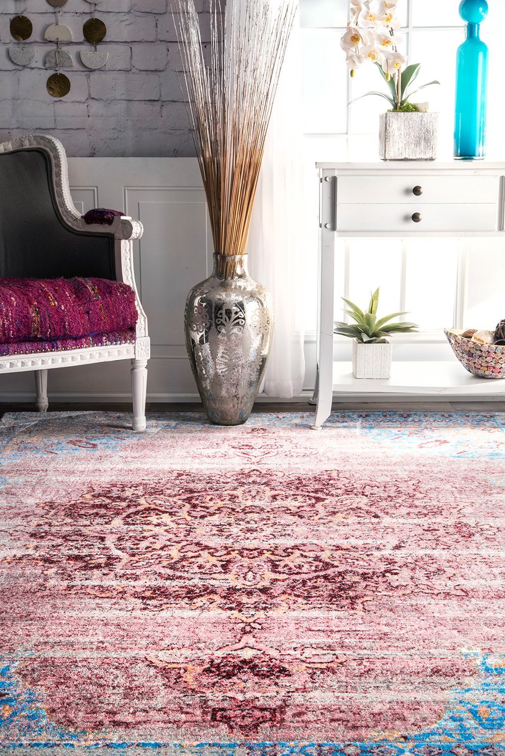 Nuloom Rugs - Vintage Medallion Marin - Cherry Pink