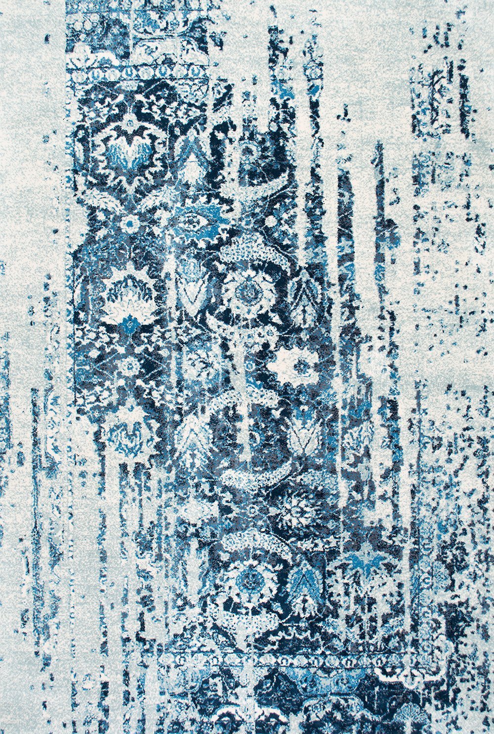 Nuloom Rugs - Distressed Ernestina Flourish - Blue