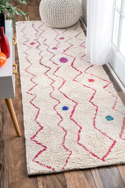 Nuloom Rugs - Hand Tufted Ninfa Moroccan Shag - Red