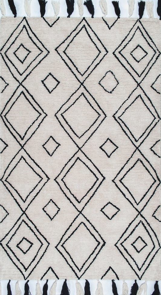 Nuloom Rugs - Lisha Moroccan Diamond Tassel  - Ivory