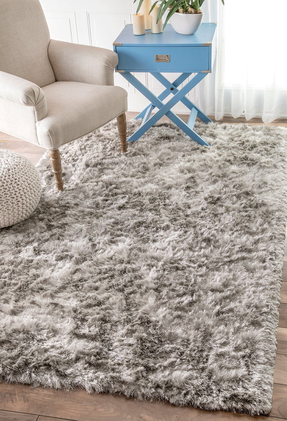 Nuloom Rugs - Hand Woven Latonia Silken Shaggy - Silver