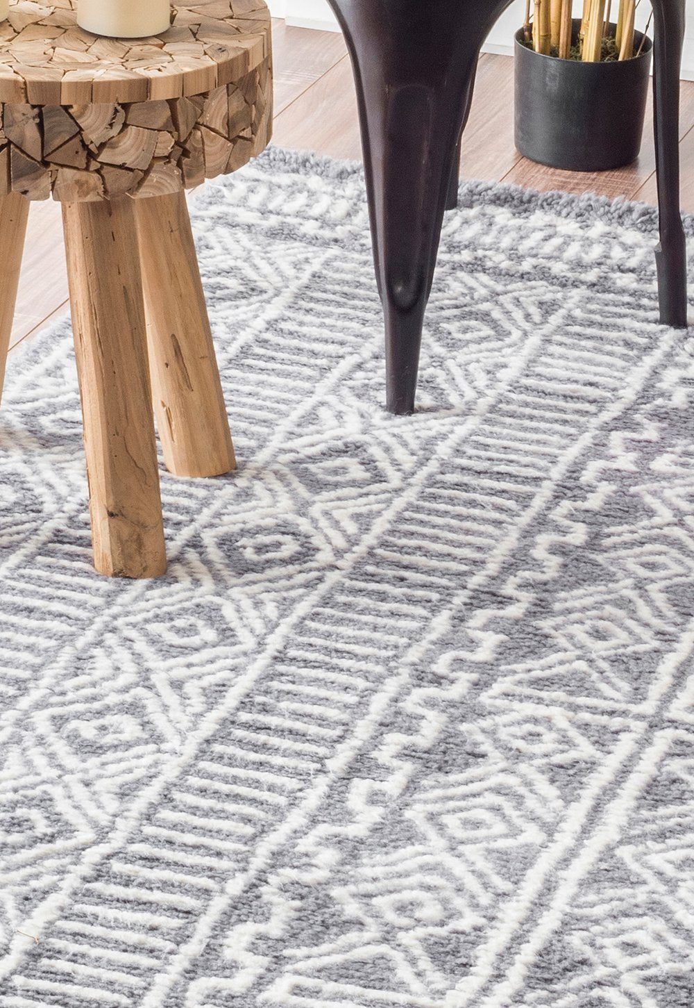 Nuloom Rugs - Hand Tufted Evita - Grey