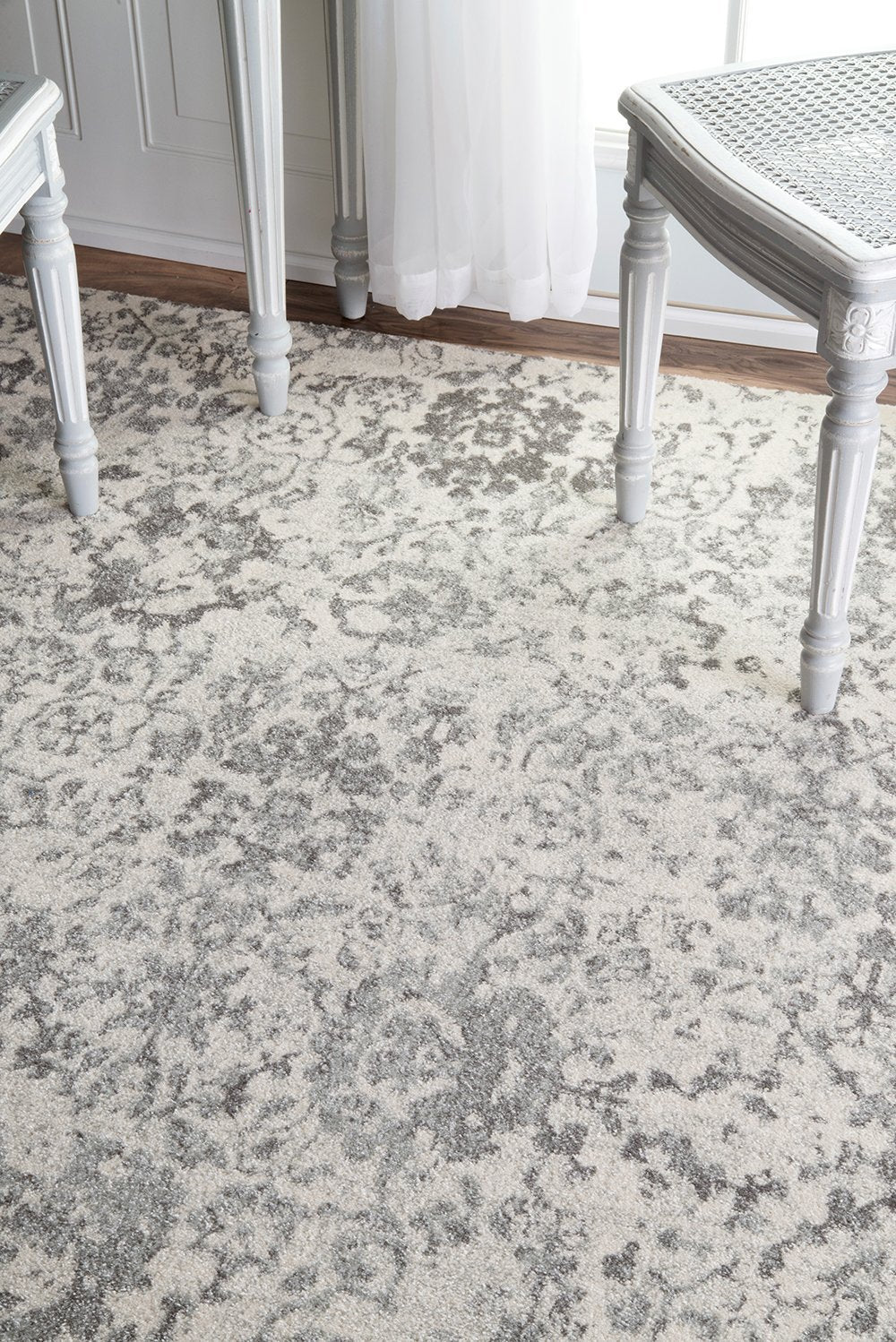 Nuloom Rugs - Floral Damask Nubia - Grey