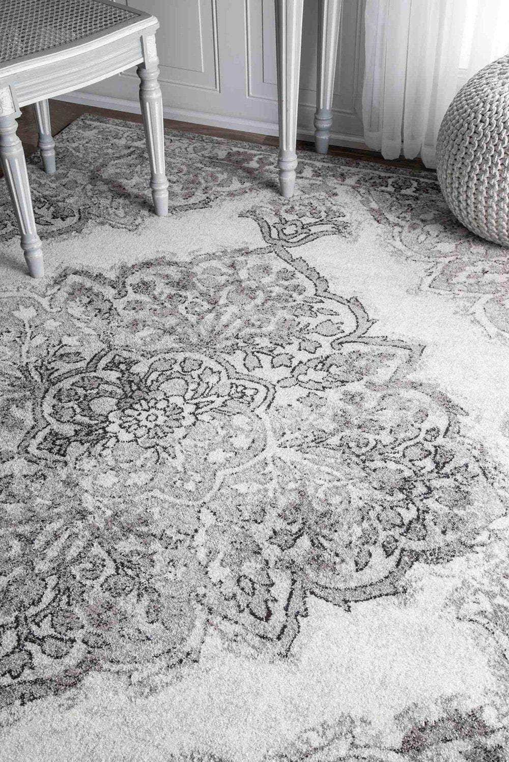 Nuloom Rugs - Vintage Medallion Rosendo - Grey