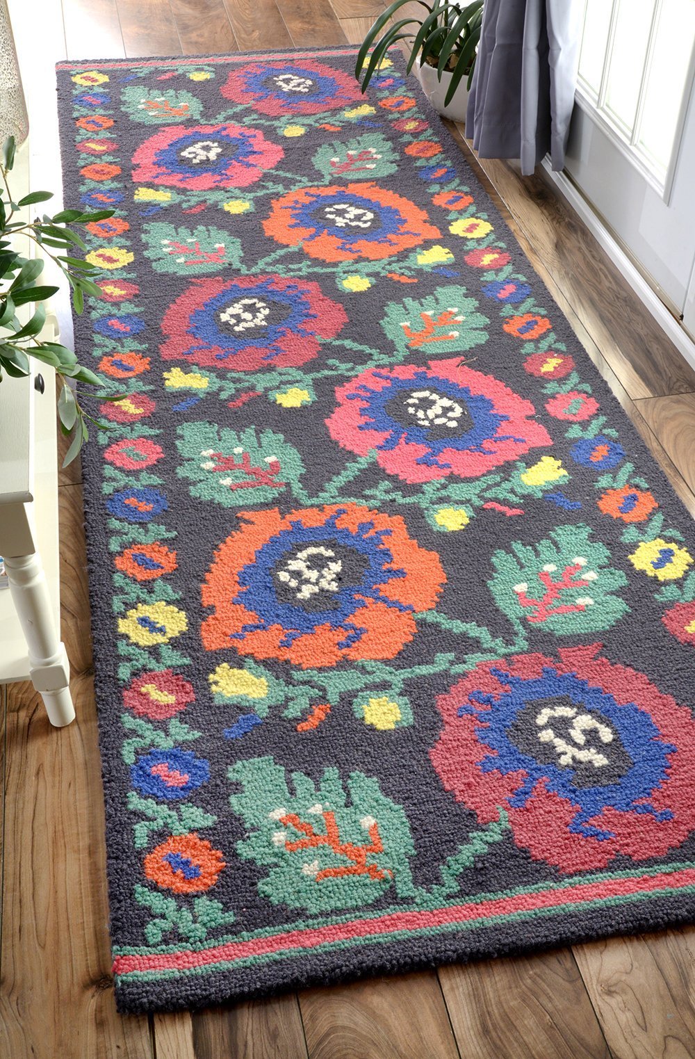 nuLOOM Rugs - Marguerite florale crochetée à la main - Charbon