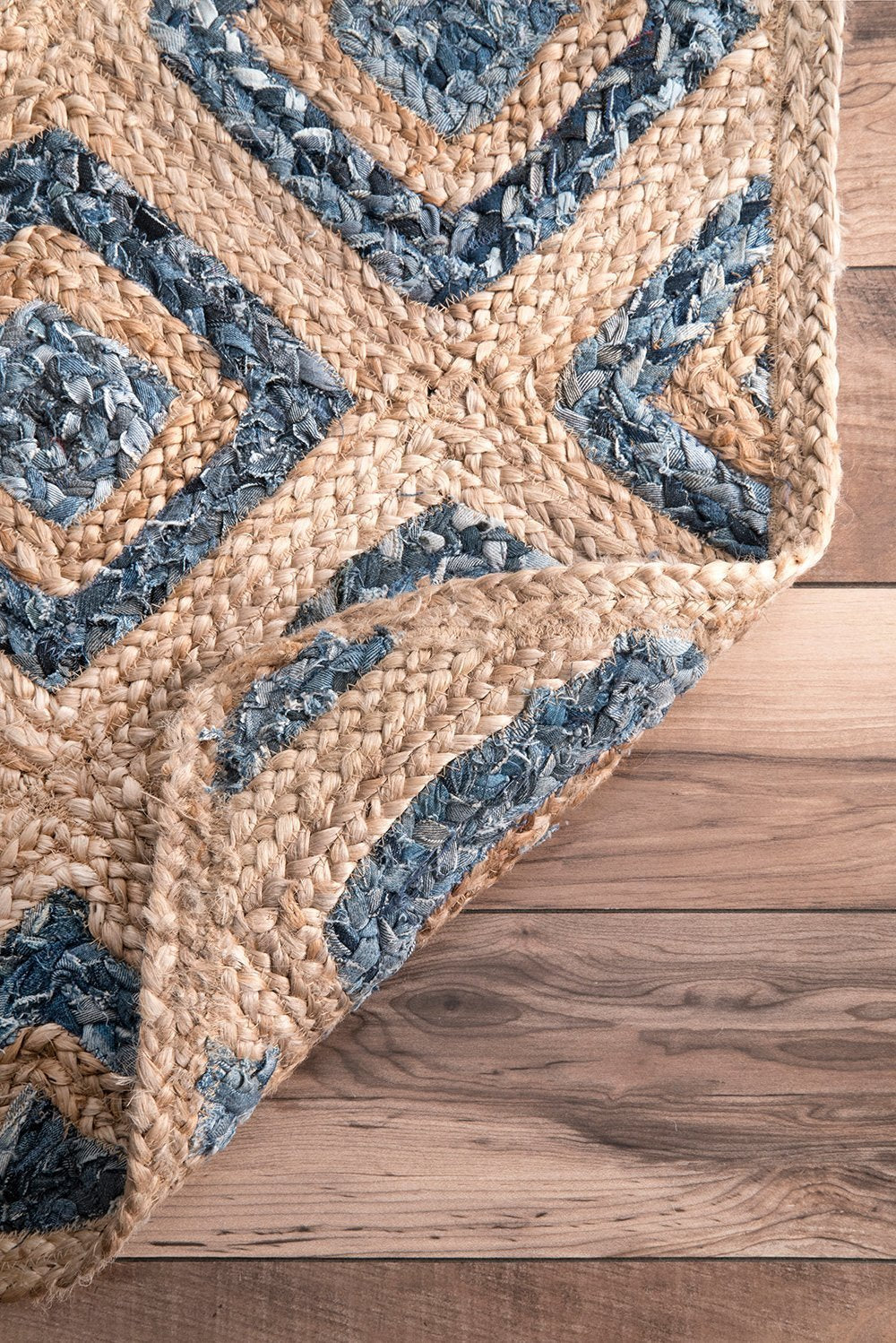 Nuloom Rugs - Rosalva Diamonds Jute - Natural